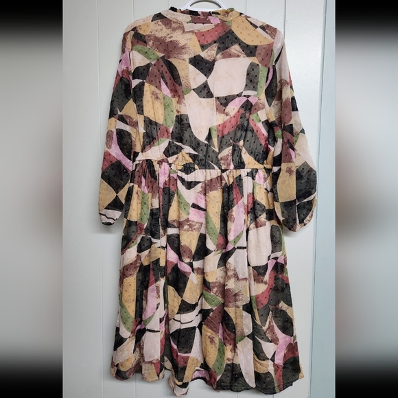 Torrid Geometric Dress - Picture 3 of 7
